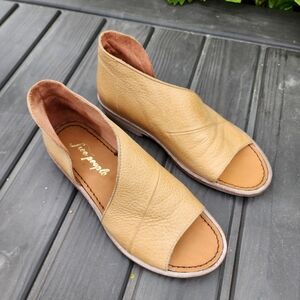 Free People Mont Blanc Tan Leather Sandels Size 35 / 5 EUC Boho Made in Spain